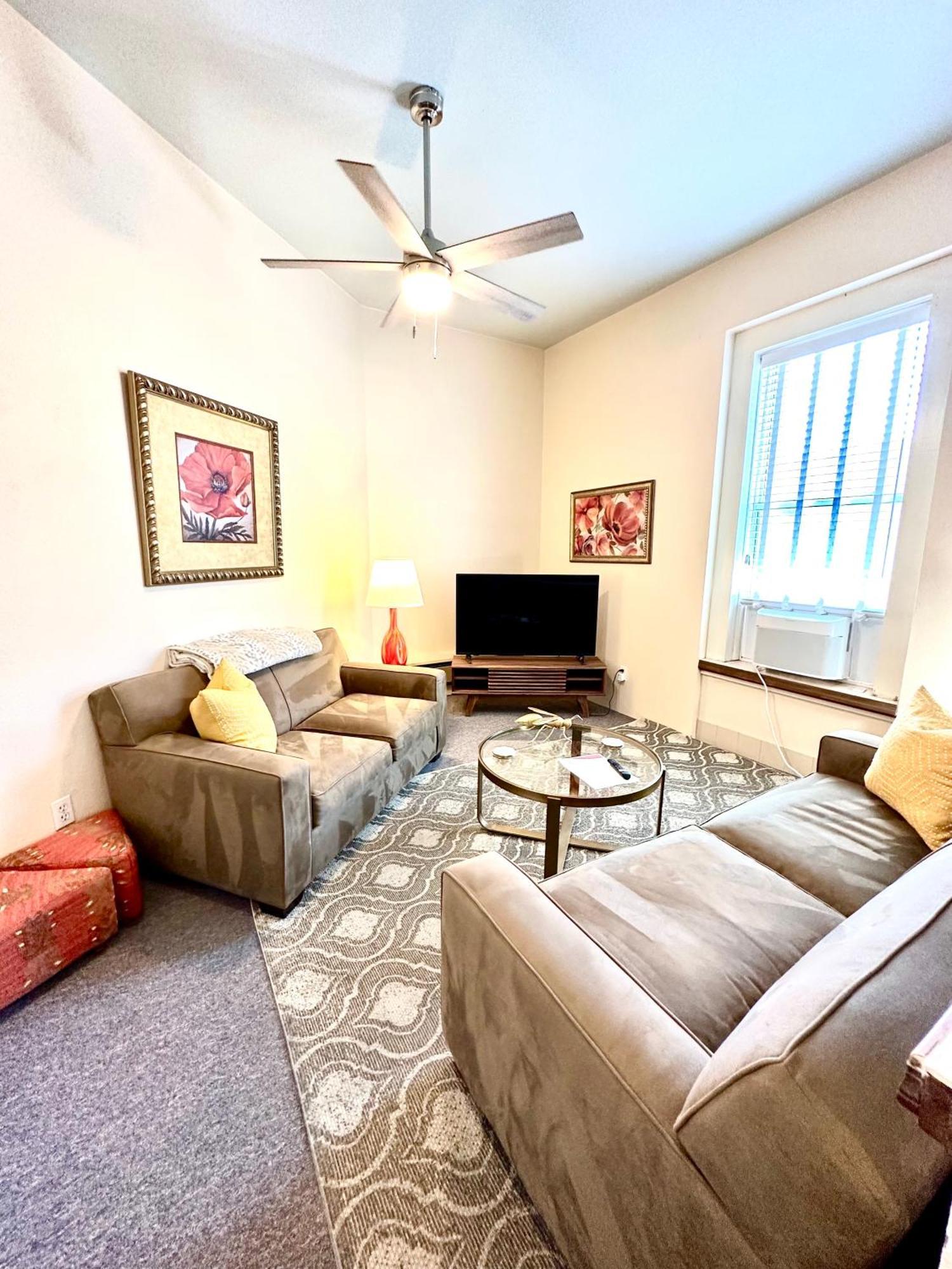 Bisbee Brownstone Suites Exteriér fotografie