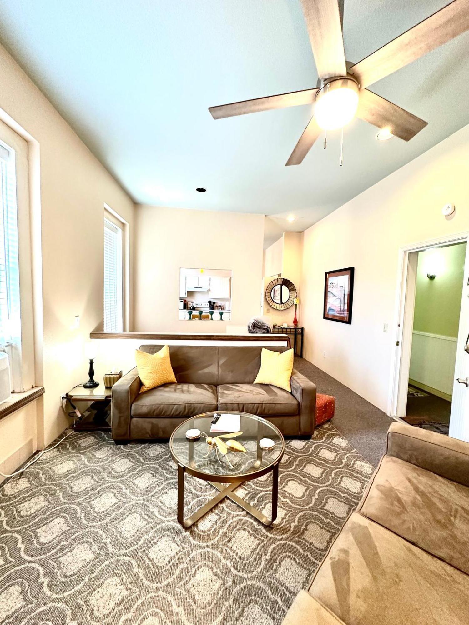 Bisbee Brownstone Suites Exteriér fotografie