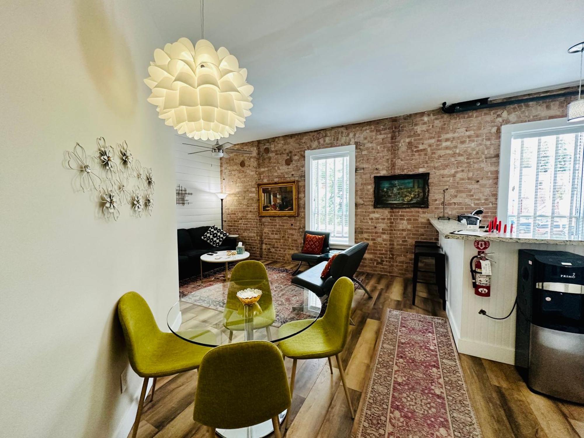 Bisbee Brownstone Suites Exteriér fotografie