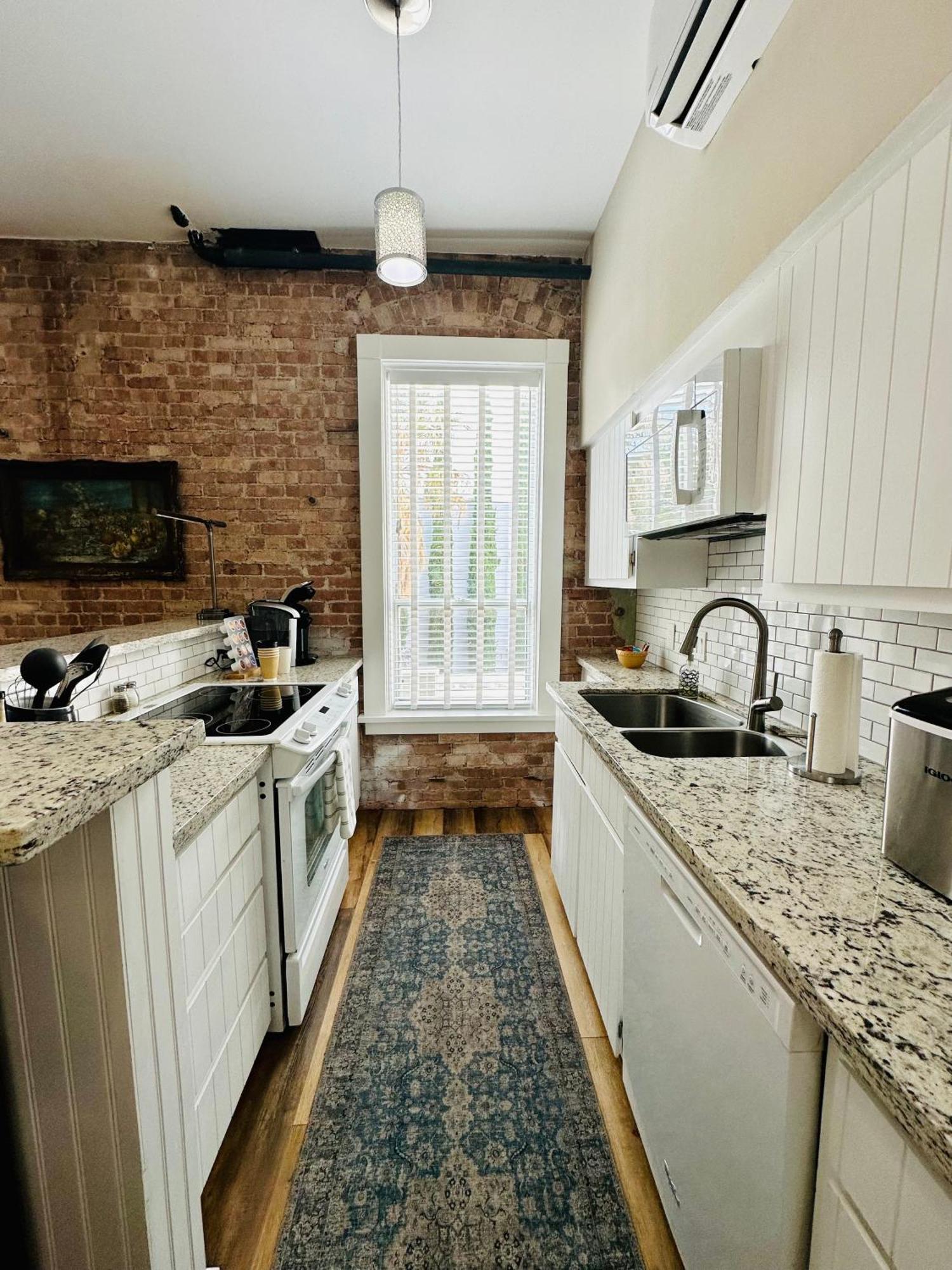 Bisbee Brownstone Suites Exteriér fotografie