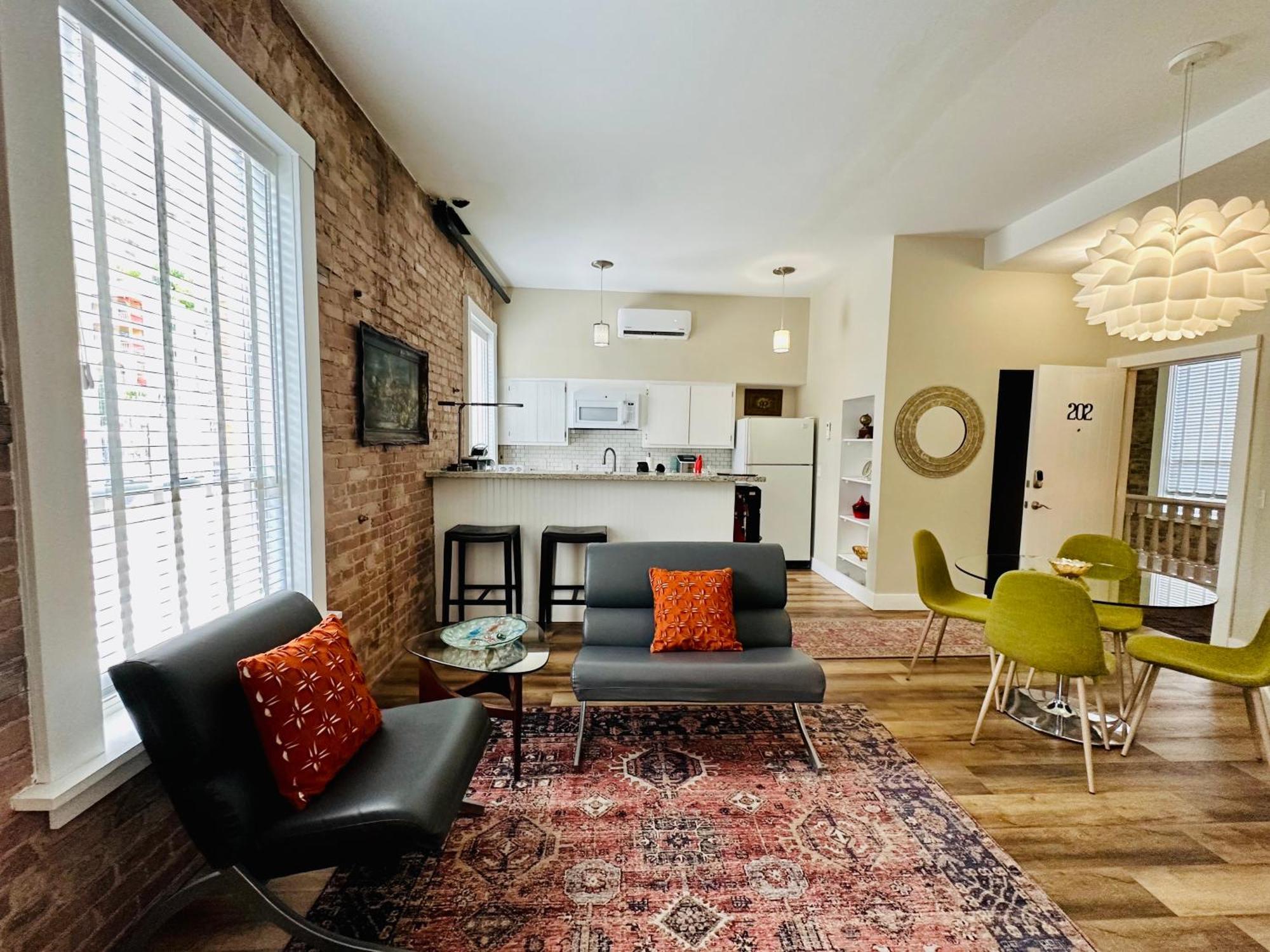 Bisbee Brownstone Suites Exteriér fotografie