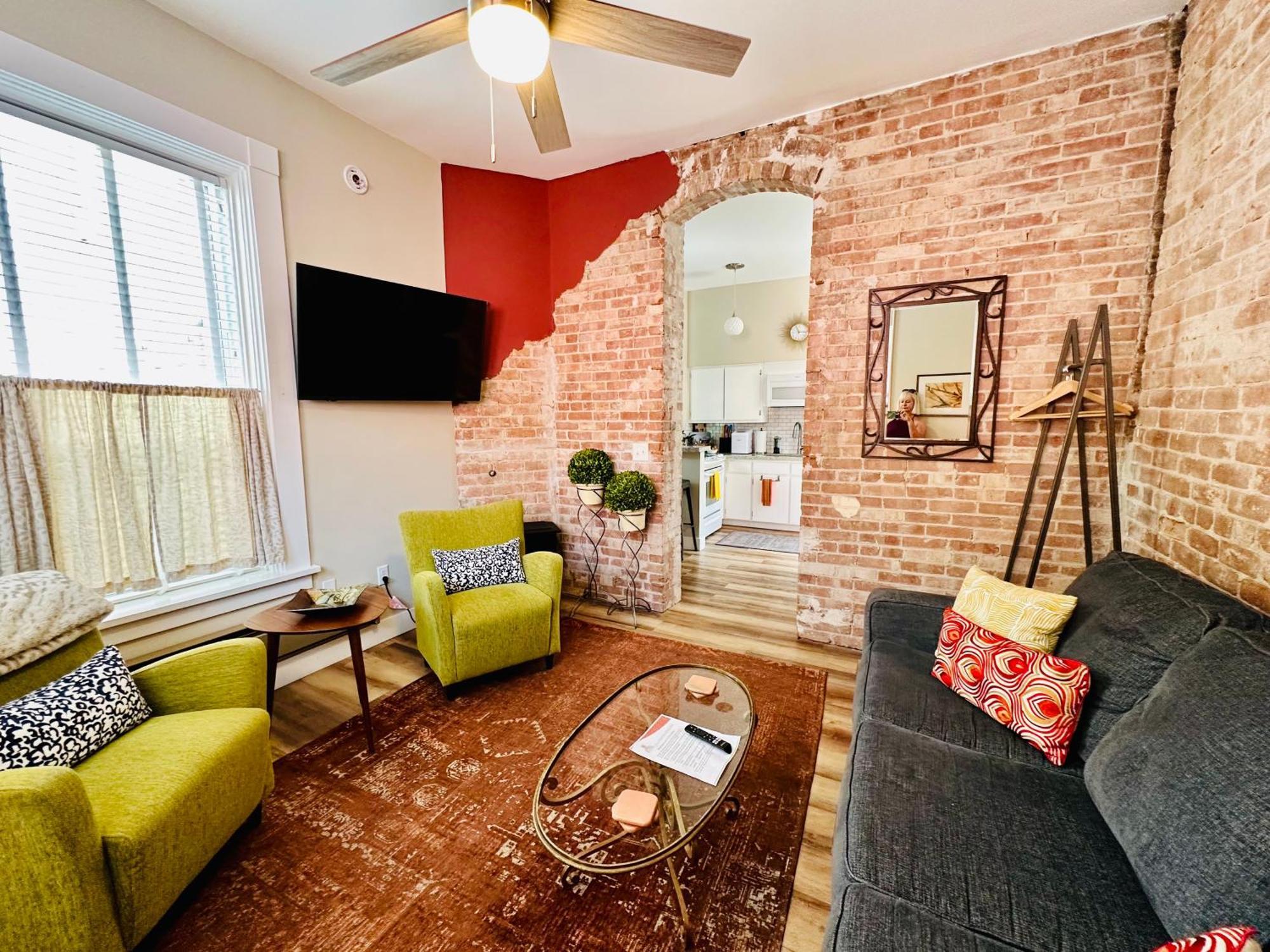 Bisbee Brownstone Suites Exteriér fotografie