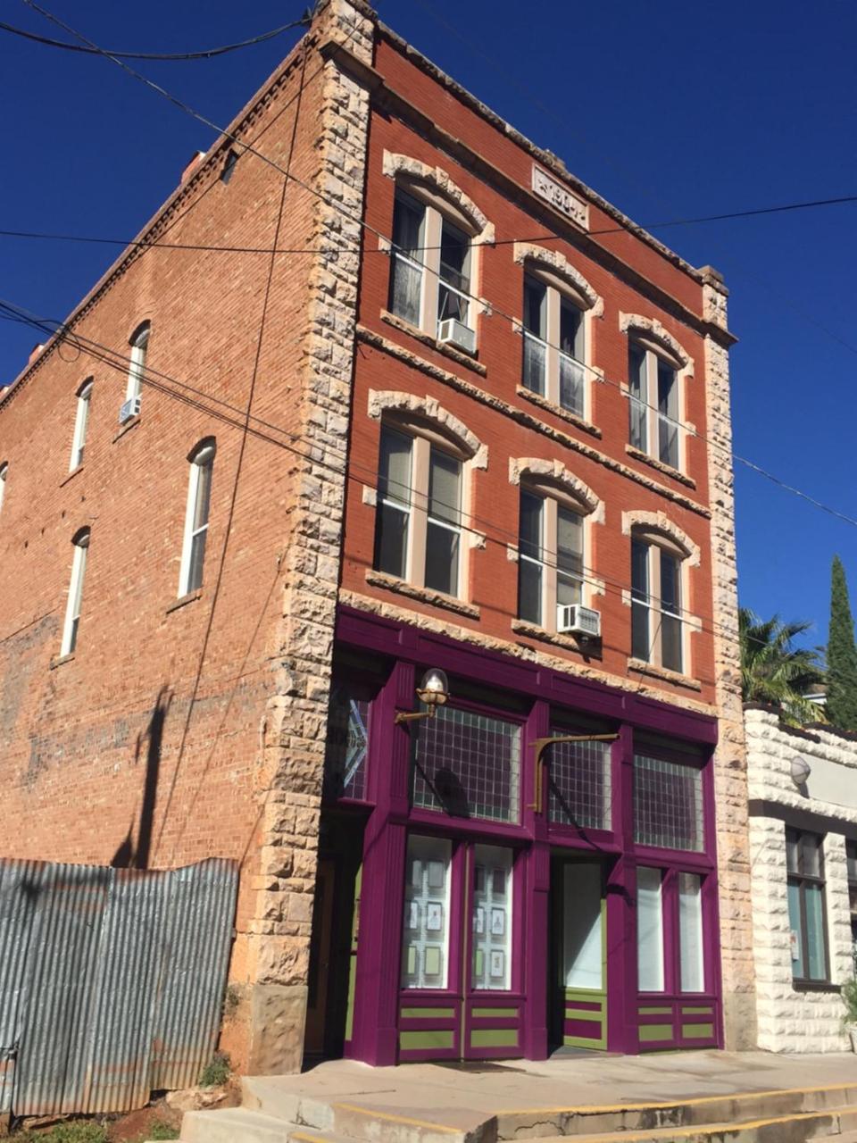 Bisbee Brownstone Suites Exteriér fotografie