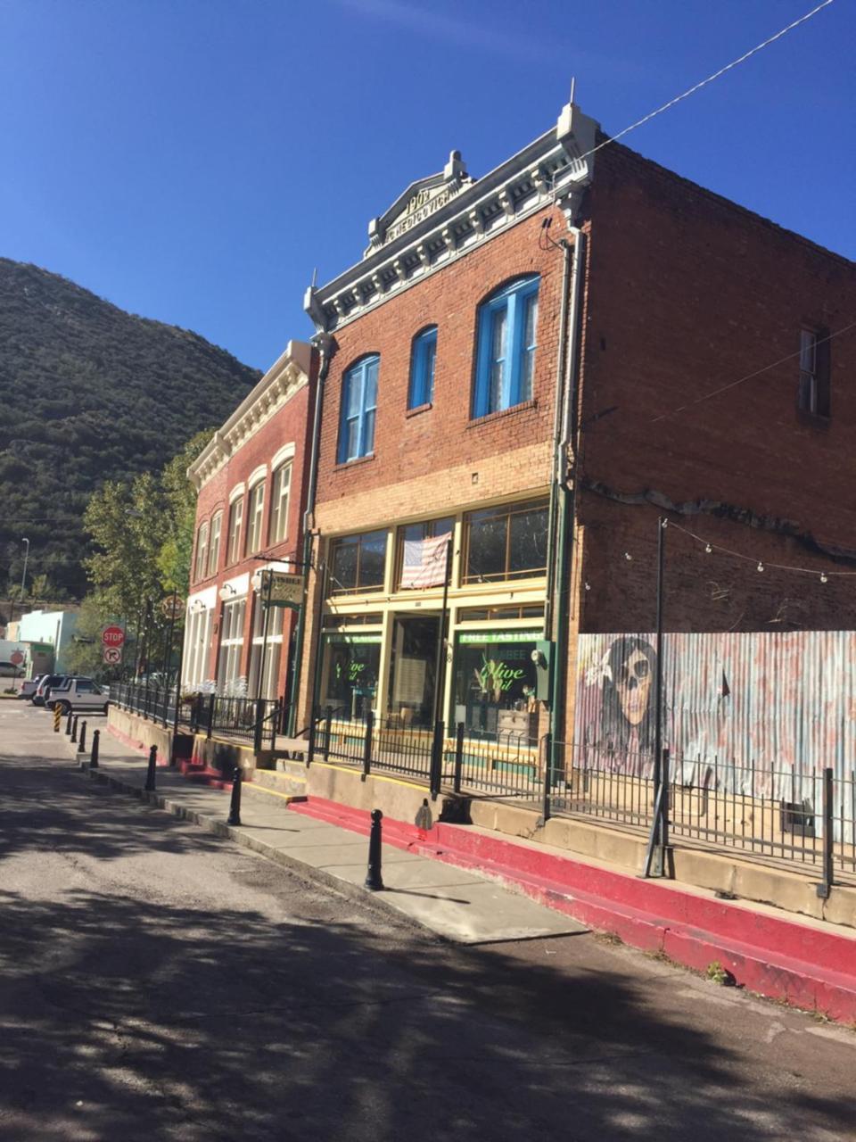 Bisbee Brownstone Suites Exteriér fotografie